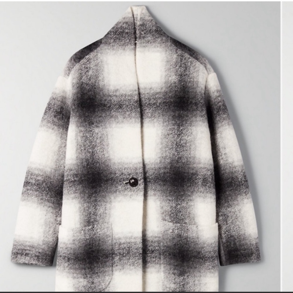 NWT Aritzia off-duty jacket